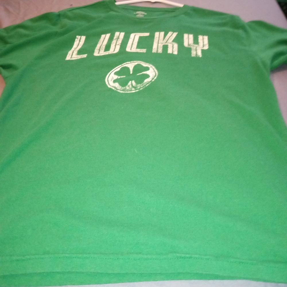 Tops - Picture 2 of 4